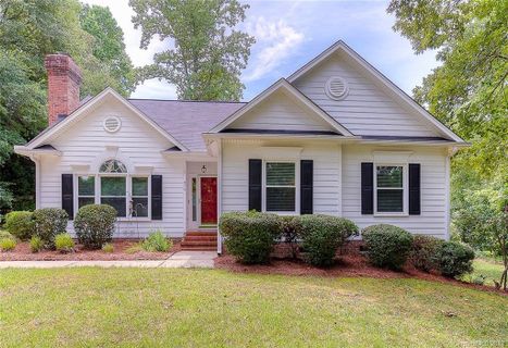 975 Pine Knoll Road