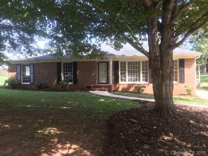 628 Old Farm Road
