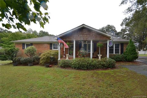 306 Smith Circle