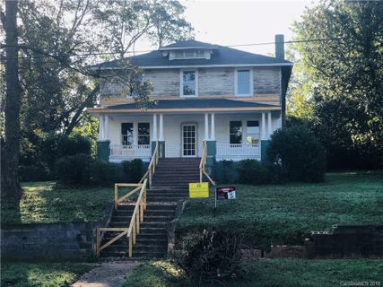 1013 Main Street sold home in Historic District, Salisbury, NC