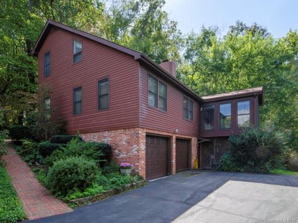 64 Plott Farm Circle