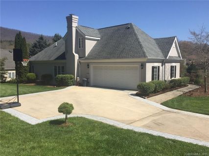 10 Tiverton Lane