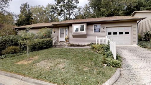 6 Hedgerose Court A