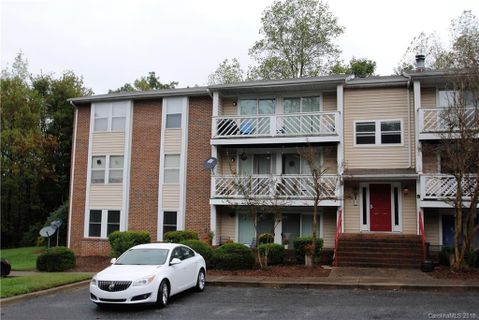 9624 Old Gate Drive sold home in Pheasant Knoll, Matthews, NC