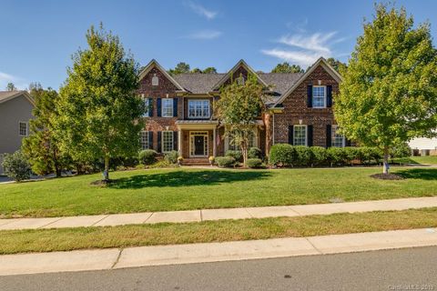 2066 Weddington Lake Drive