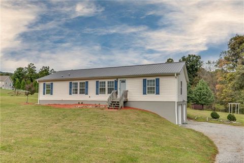 189 Chelsea Nix Lane sold home in Jerred Estates, Hendersonville, NC