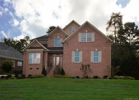 925 Ashford Way