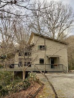 190 Gardner Lane sold home in Oak Woods, Pisgah Forest, NC