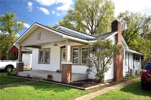 293 Meadow Street