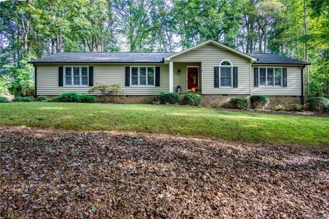 4256 Wood Forest Drive 38
