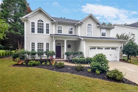 2715 Briar Ridge Drive 8