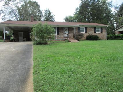 143 E Edison Drive