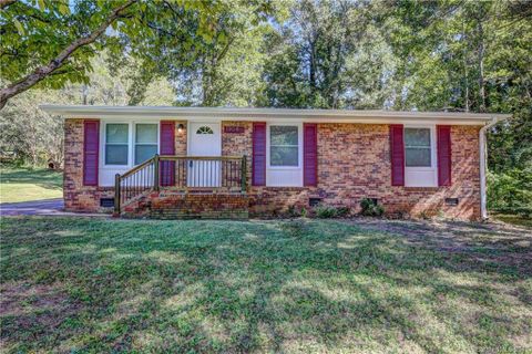 1904 Alpine Drive 74 sold home in North Woods, Kings Mountain, NC
