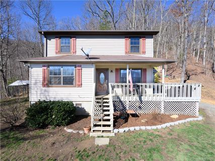 91 Southern Cross Road sold home in Reems Creek, Weaverville, NC