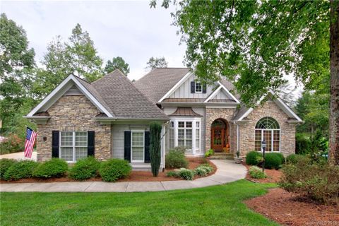 218 Wildwood Cove Drive