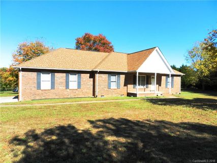 5219 Spring Glen