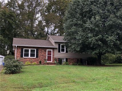 2308 Old Grove Road sold home in Olde Farm, Hudson, NC