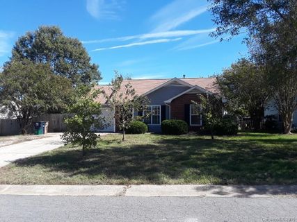 5001 Alexis Drive