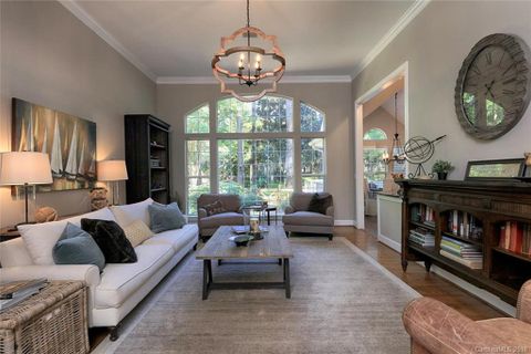 Previously sold for $432,500