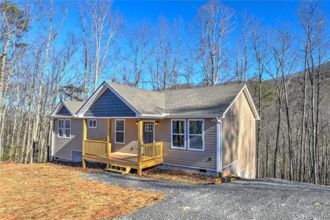 135 Blossom Ridge 23 sold home in Meadow View Estates, Leicester, NC