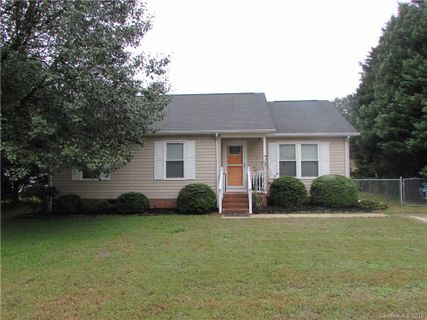103 Hand Street
