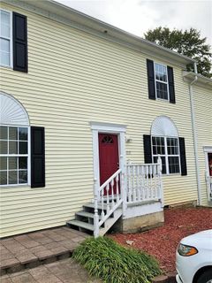 1055 19th Street sold home in heather gardens, Hickory, NC