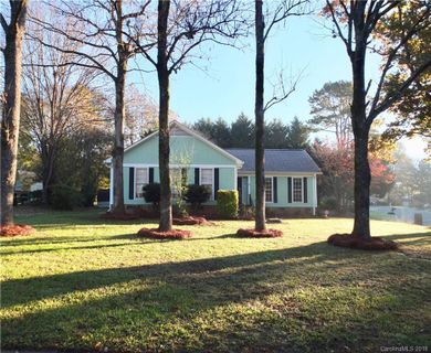 8123 Nathanael Greene Lane