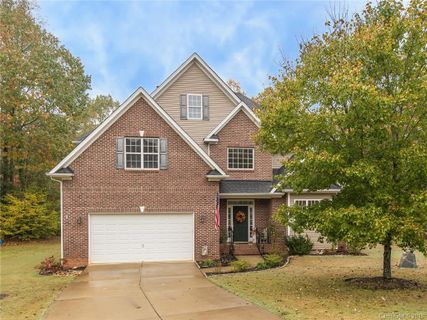 854 Lynnwood Farms Drive