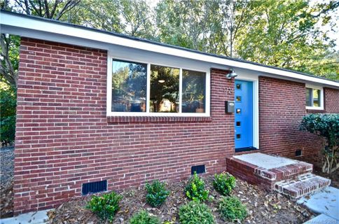 1724 Finchley Drive sold home in Eastwood, Charlotte, NC