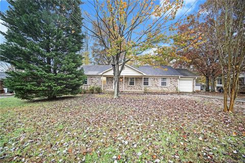 1317 Shady Oak Trail