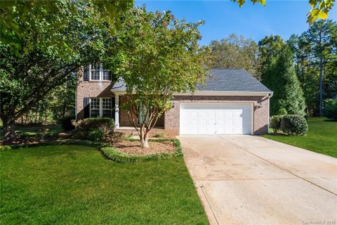 2414 Kings Farm Way
