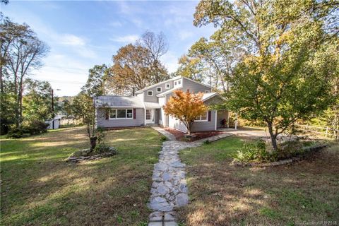 1517 Hart Road