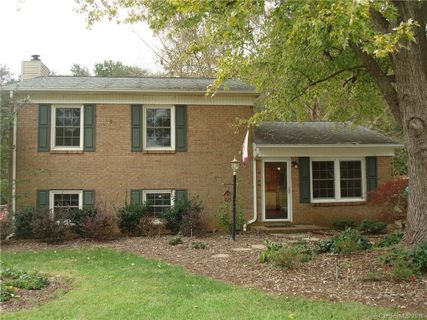 425 Fairfax Drive sold home in Fairview, Gastonia, NC