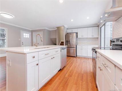 116 Rockledge Drive sold home in Tablerock, Gastonia, NC