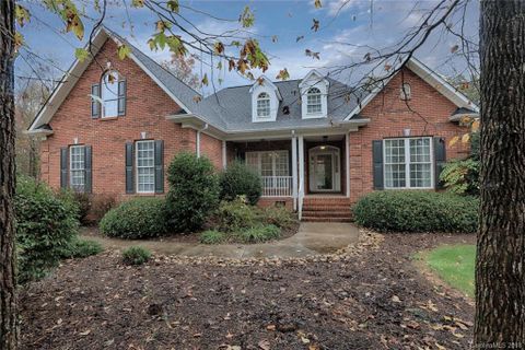 5311 Fieldstone Drive sold home in Fieldstone, Concord, NC