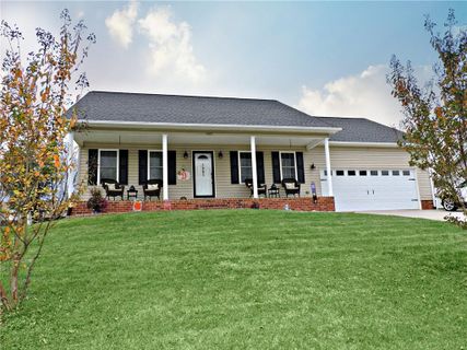 1665 Farmington Hills Drive
