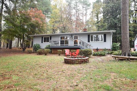 3050 Bobbie Lane