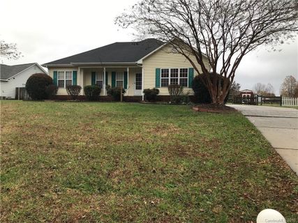 2440 River Chase Drive