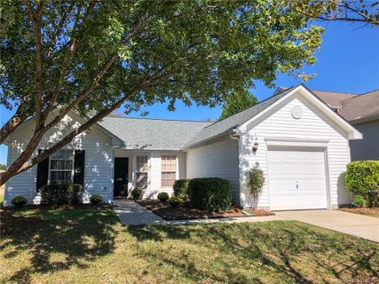 1100 Meadowbrook Lane