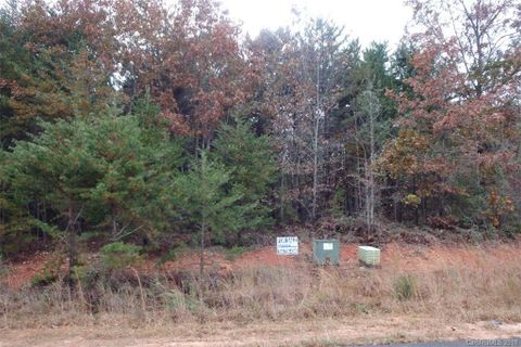2110 Pinnacle View Drive sold home in The Pinnacles At Unity Grove, Kings Mountain, NC