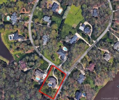 1736 White Pond Lane
