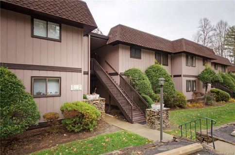 33 Lake Drive G2