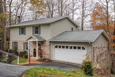 712 Greenwood Drive