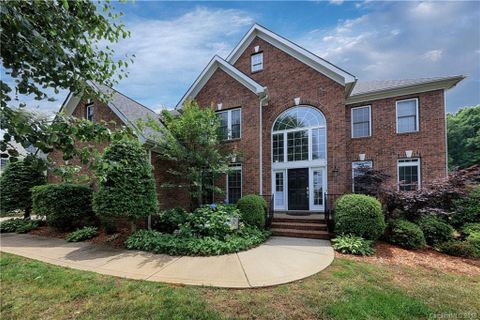 137 Huntfield Way