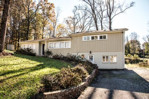 145 30th Avenue sold home in Fairview Park, Hickory, NC