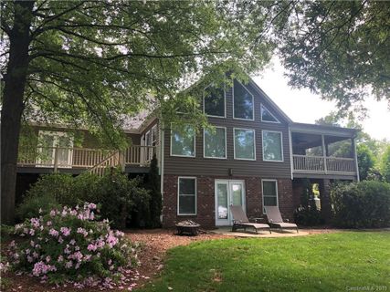 325 Skysail Road