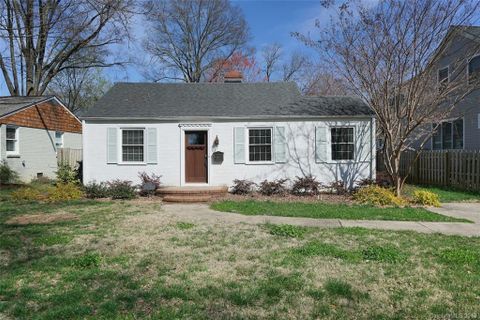 2913 Manor Road