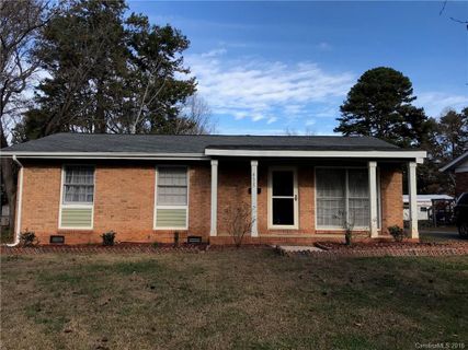 4615 Kavanaugh Drive 10