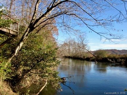 19 21 Maple Leaf Drive sold home in Drexel Farms, Hendersonville, NC