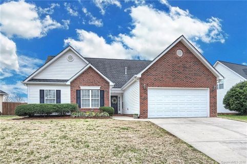 4001 Hemby Commons Parkway